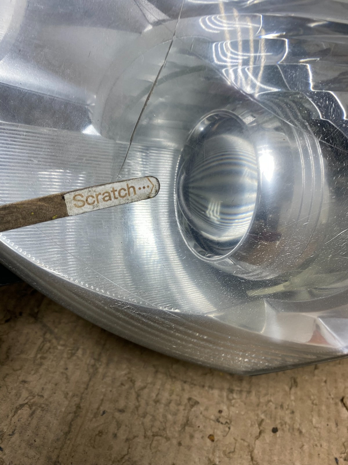 2009 to 2012 Chevrolet Traverse Projector Left Driver Lh Side Headlight W7671 DW3