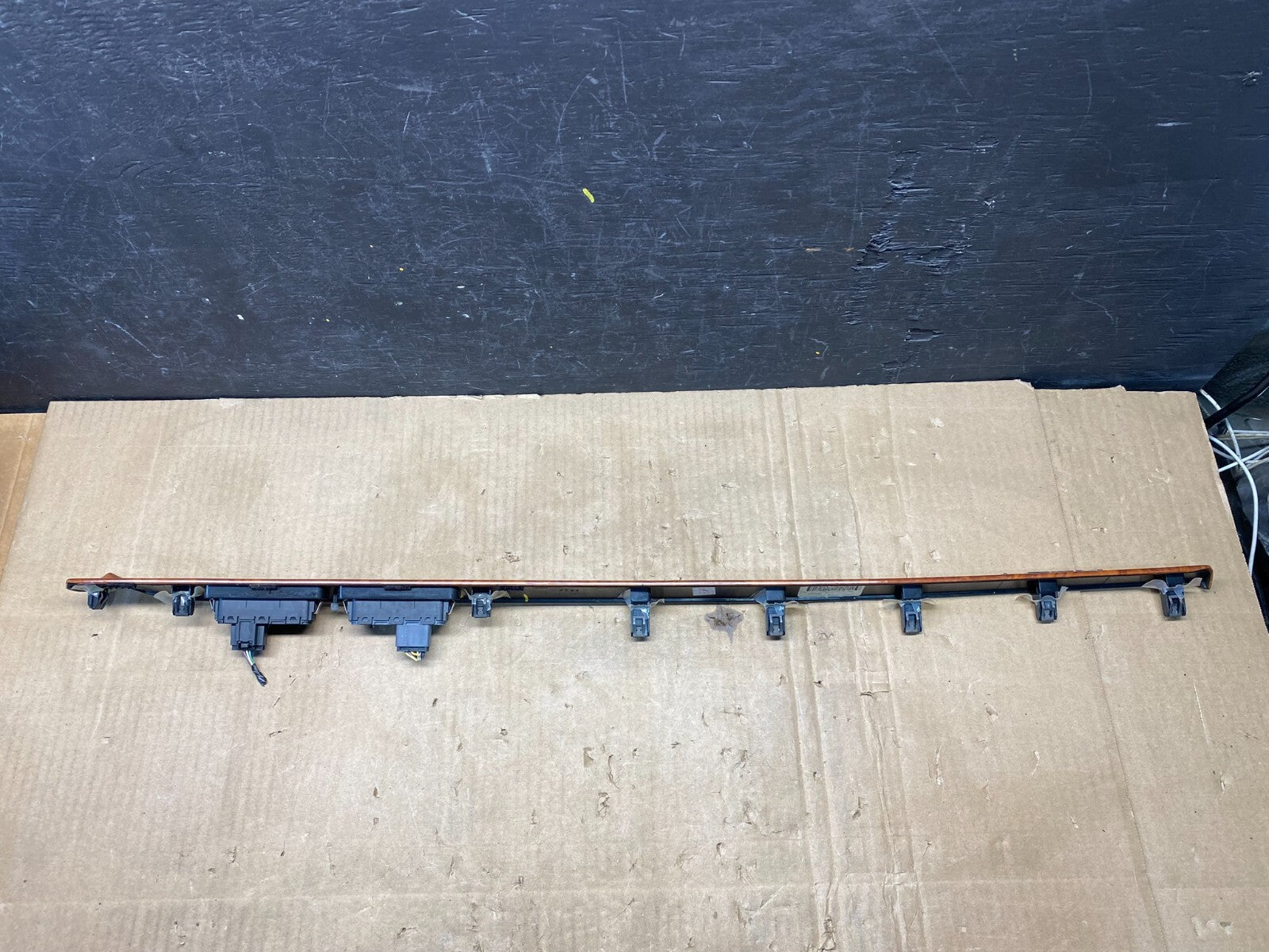 2009 2010 2011 2012 Ford Flex Front Switches Hazzard Trim Molding i5329 OEM DG15