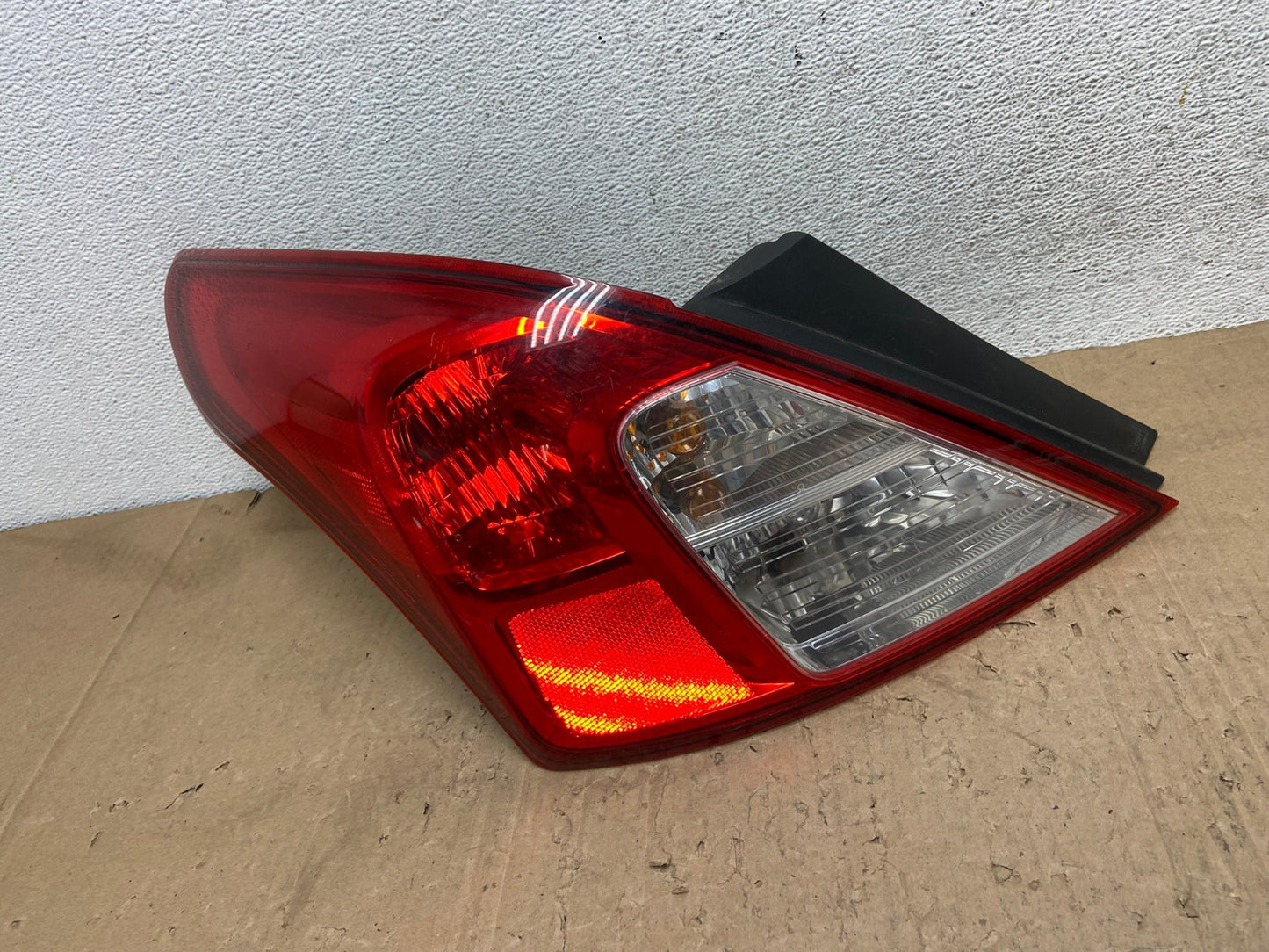 2012-2019 Nissan Versa Sedan Left Driver LH Side Tail Light AE9395 LK0