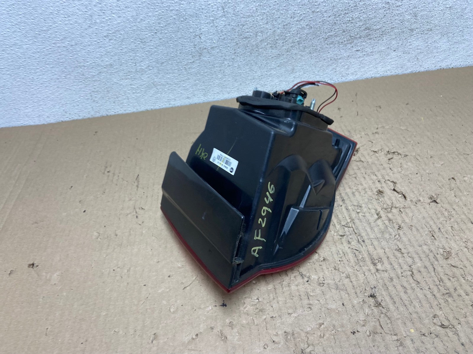 2008 2009 2010 Volkswagen Jetta Left LH Side Tail Light AF2946 LK4