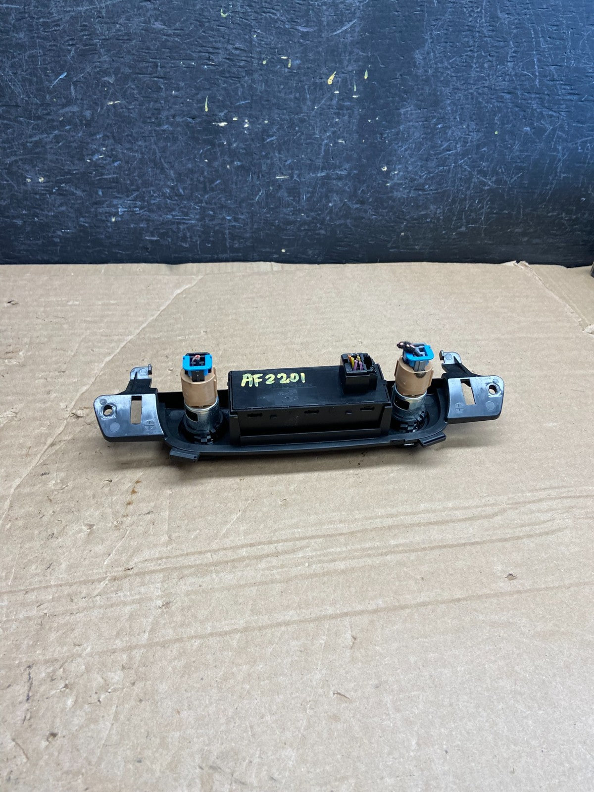 2007-2014 Chevrolet Tahoe Silverado Yukon Pedal Traction Control Switch AF22014