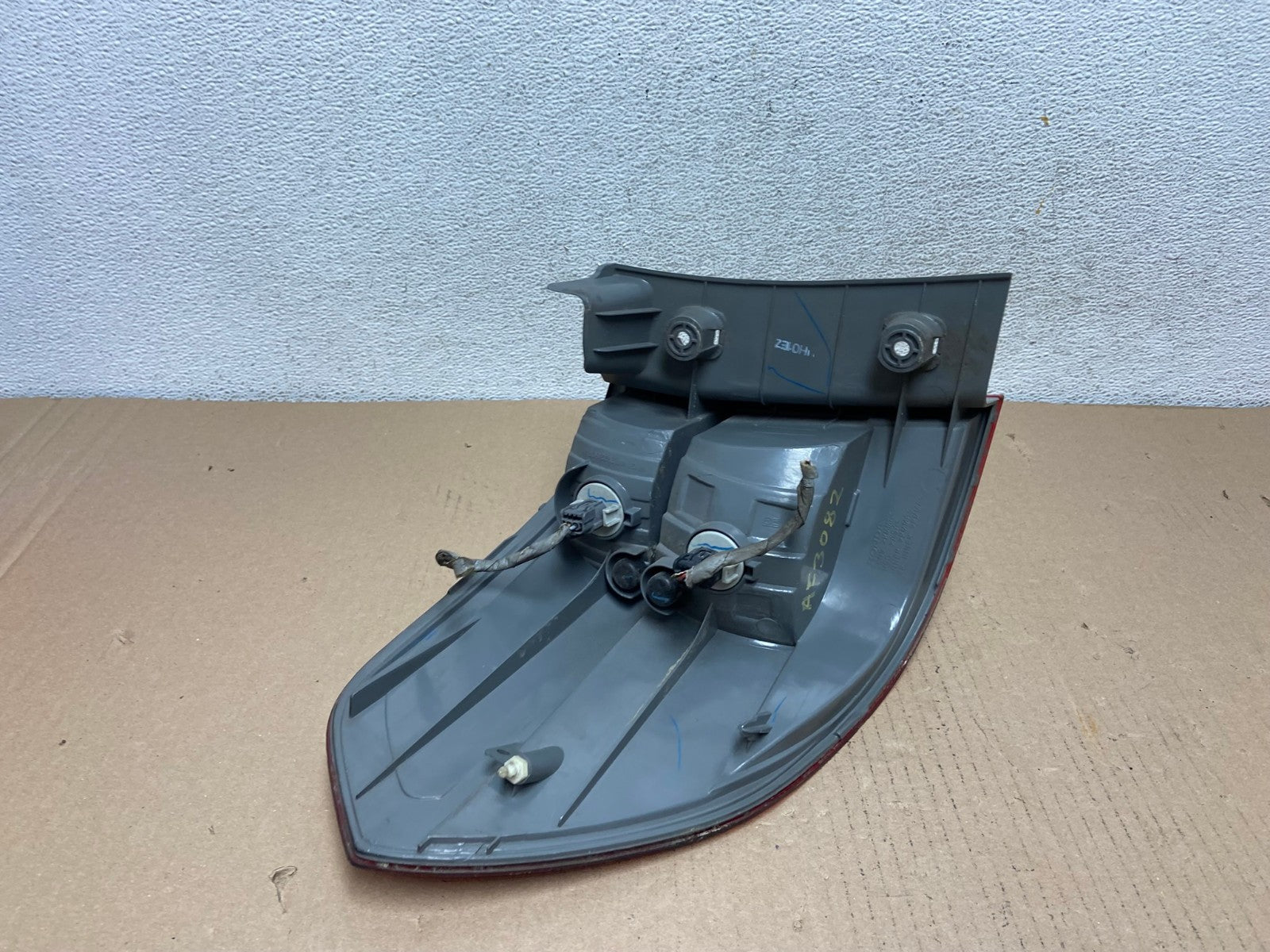 2005 2006 2007 Honda Odyssey Right Passenger RH Side Tail Light AF3082 LK4