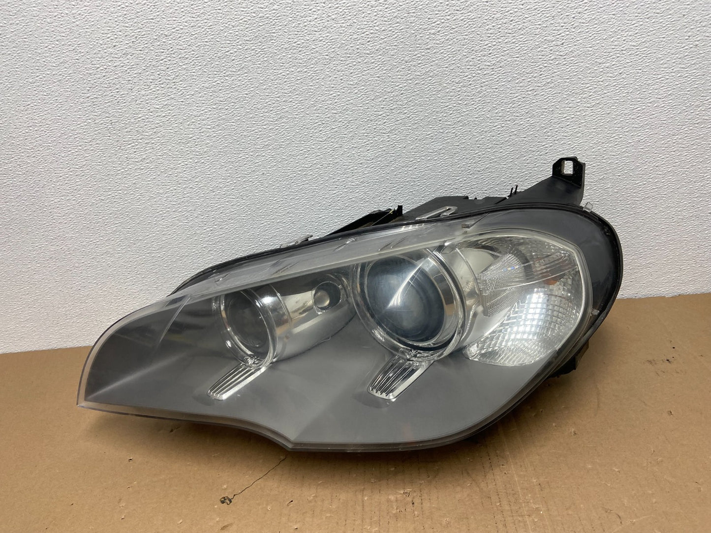 2011 to 2013 BMW X5 Left Driver LH Side Headlight Xenon HID OEM AB6424 DW0