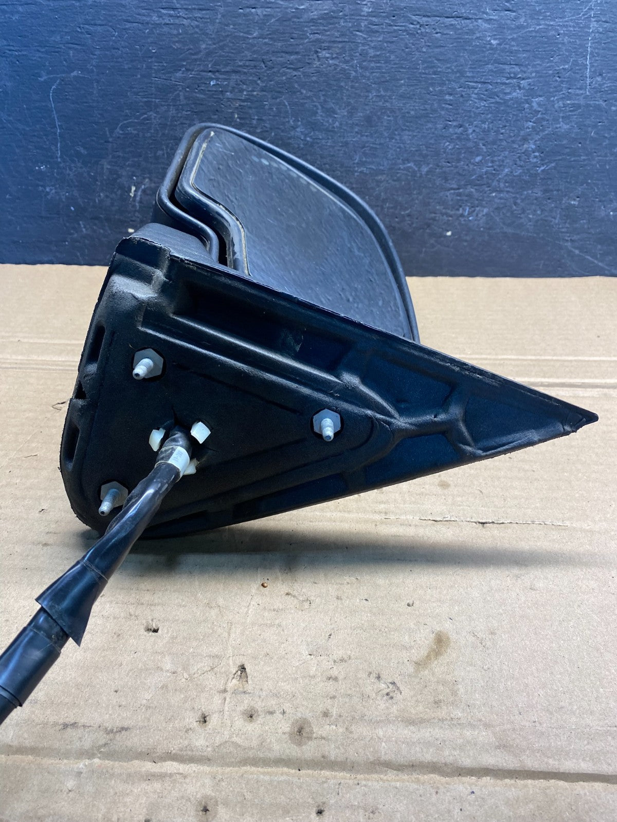2003-2006 Chevrolet Avalanche Left Driver Turn Sgn View Door Mirror Oe AE8117 DG4
