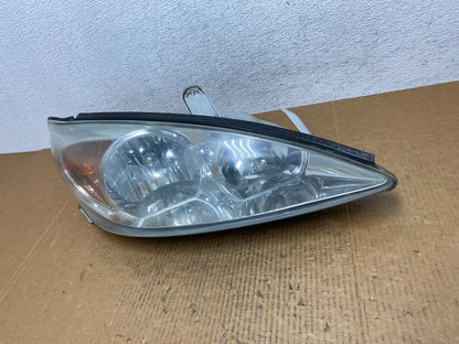 2002 to 2004 Toyota Camry Halogen Headlight Right Passenger Rh AE1243 DW1