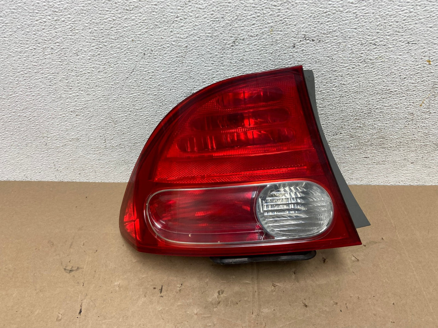 2006 2007 2008 Honda Civic Sedan Left Driver Lh Tail Light AE6061 LK0