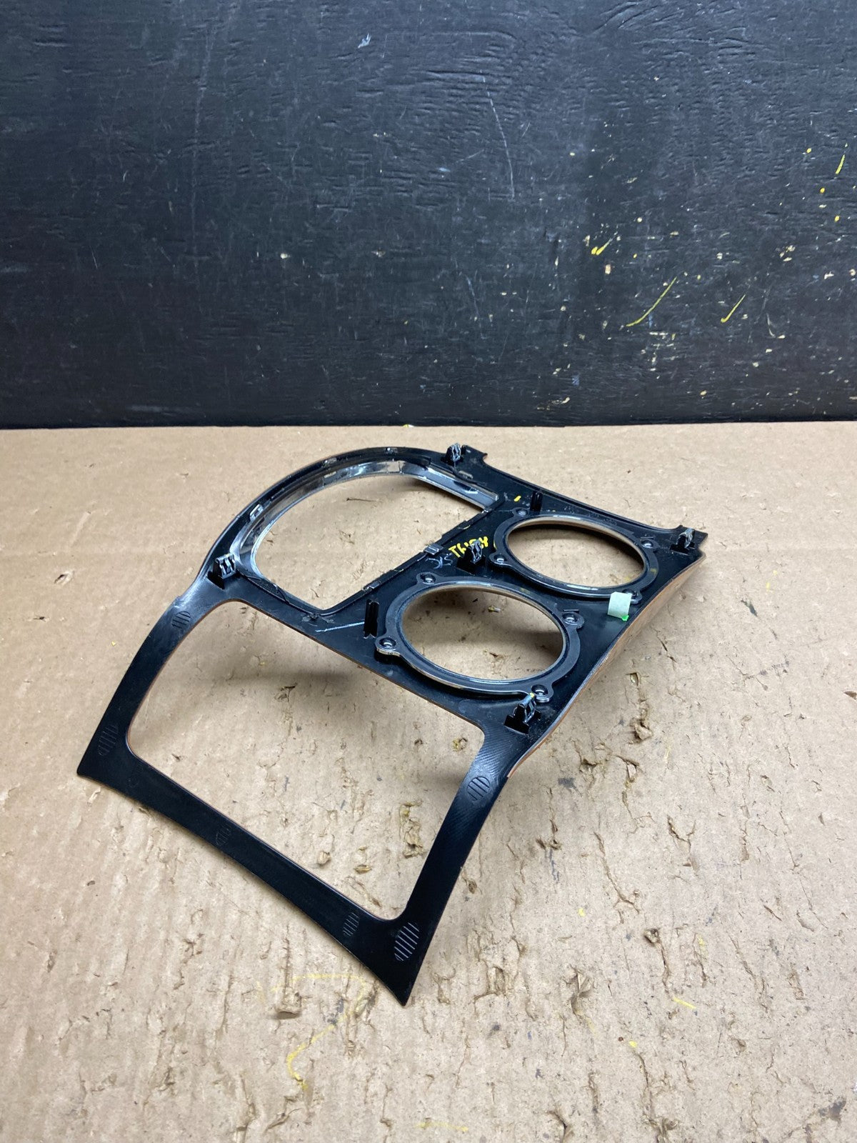 2008 to 2012 Buick Enclave Center Console Shifter Cup Holder Trim Cover T6184 DG4