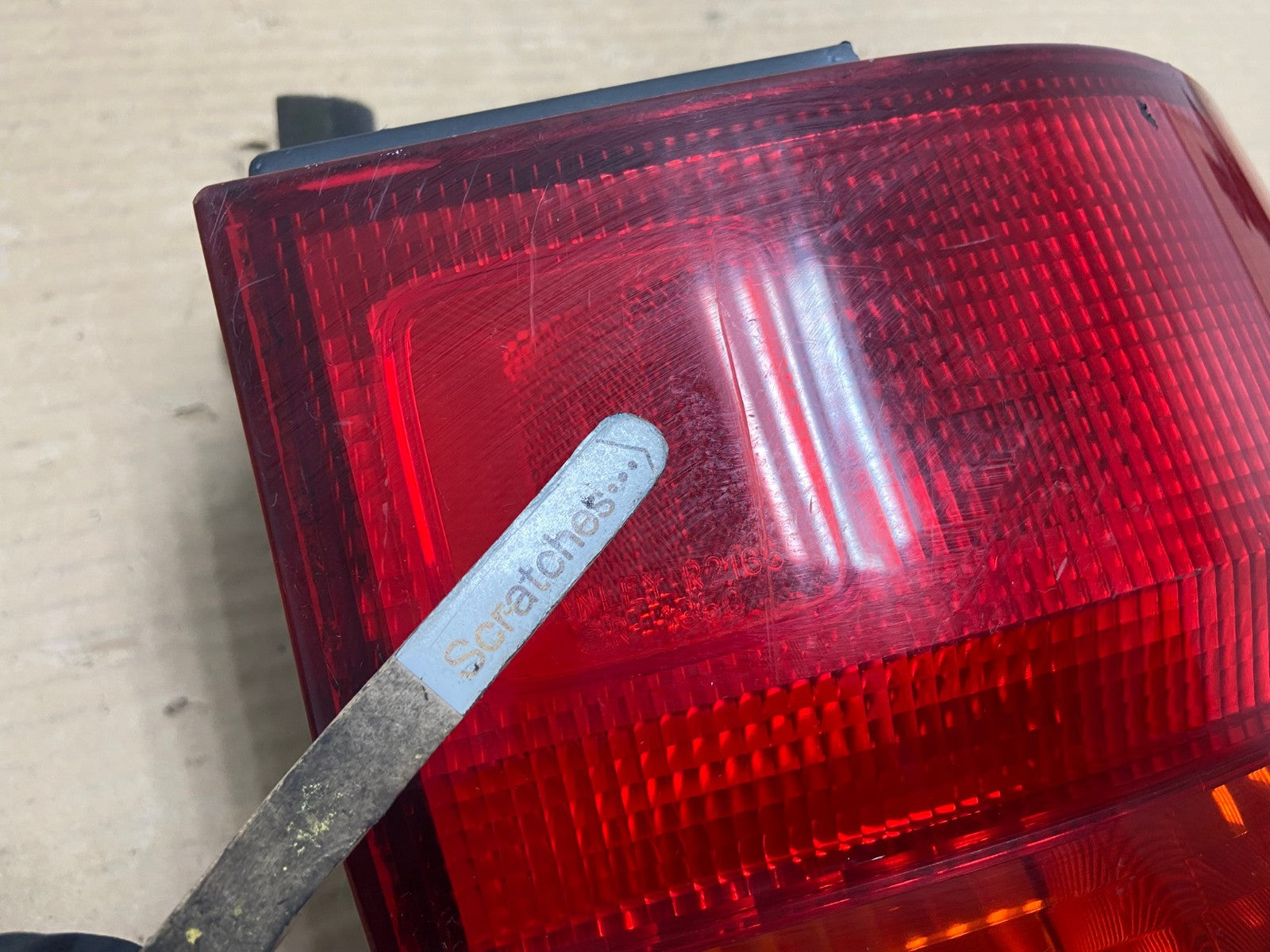1999 2000 2001 Honda Odyssey Right Passenger Side Tail Light AH0622 LK3