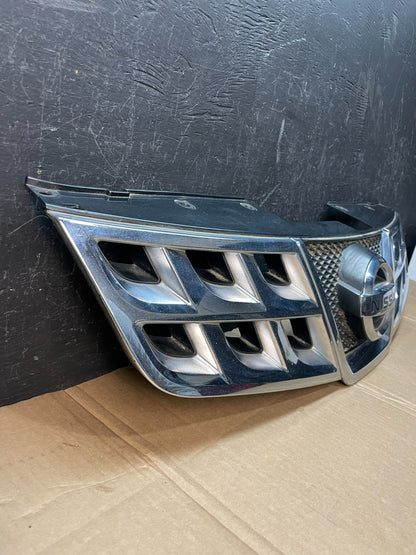 2011 to 2015 Nissan Rogue Front Upper Chrome Grill Grille AC5326 DG1