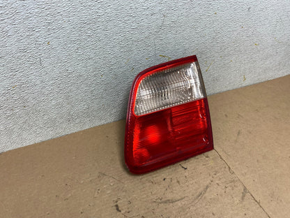 2000-2003 Mercedes-Benz E-Class E320 Wagon Right Passenge Inner Tail Light P52042