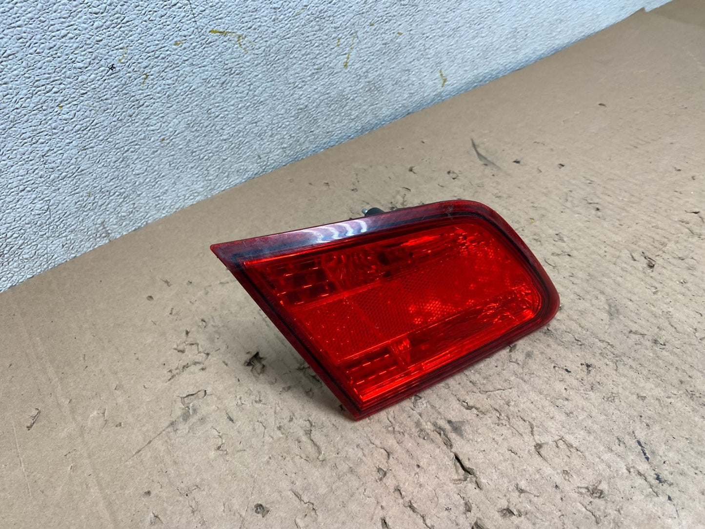 2010-2014 Subaru Legacy Left Driver Lh Side Tail Light Inner P9735 DW2
