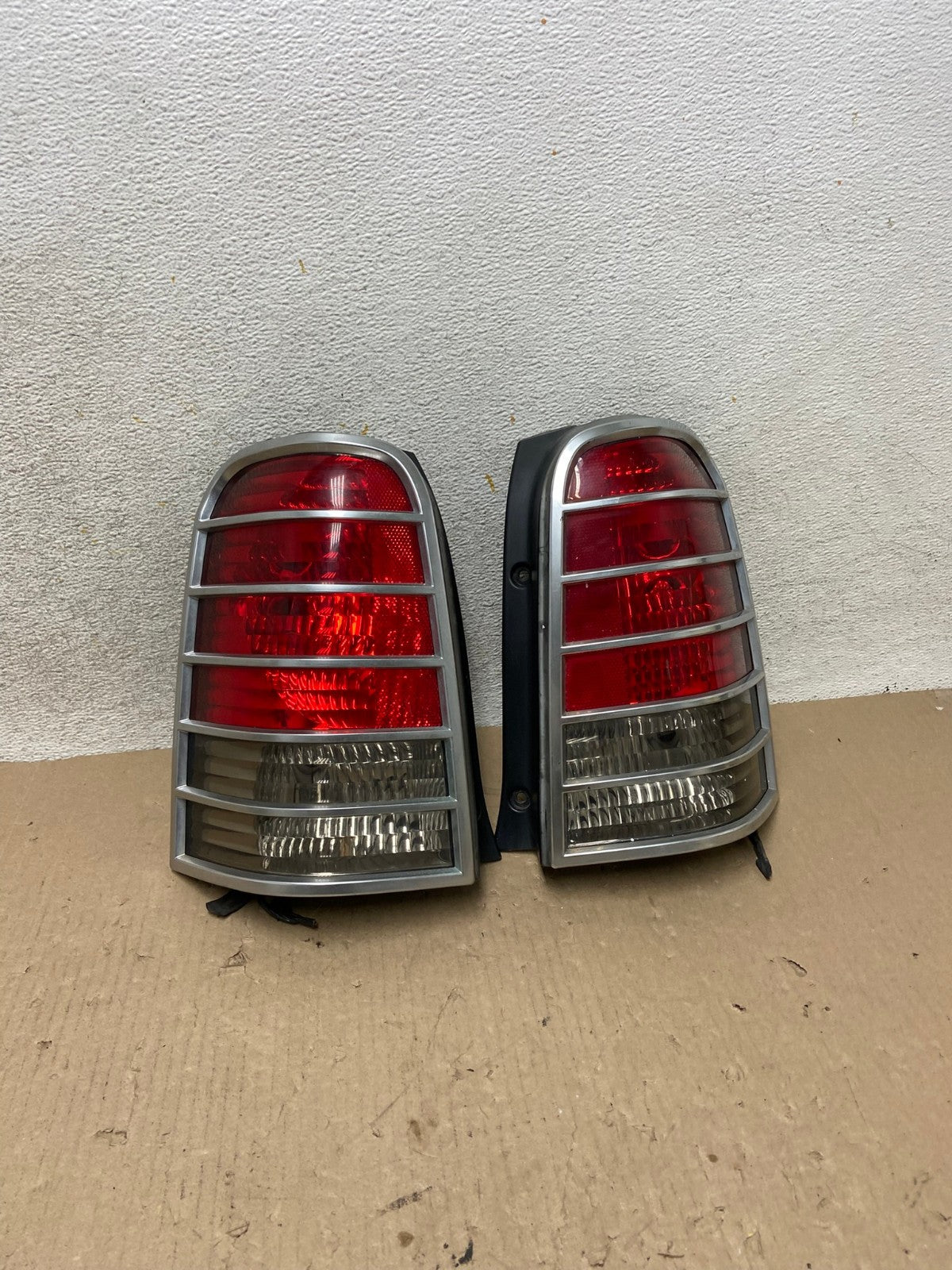 2005 2006 2007 Mercury Mariner Left + Right Set Side Tail Lights AH6865 LK1
