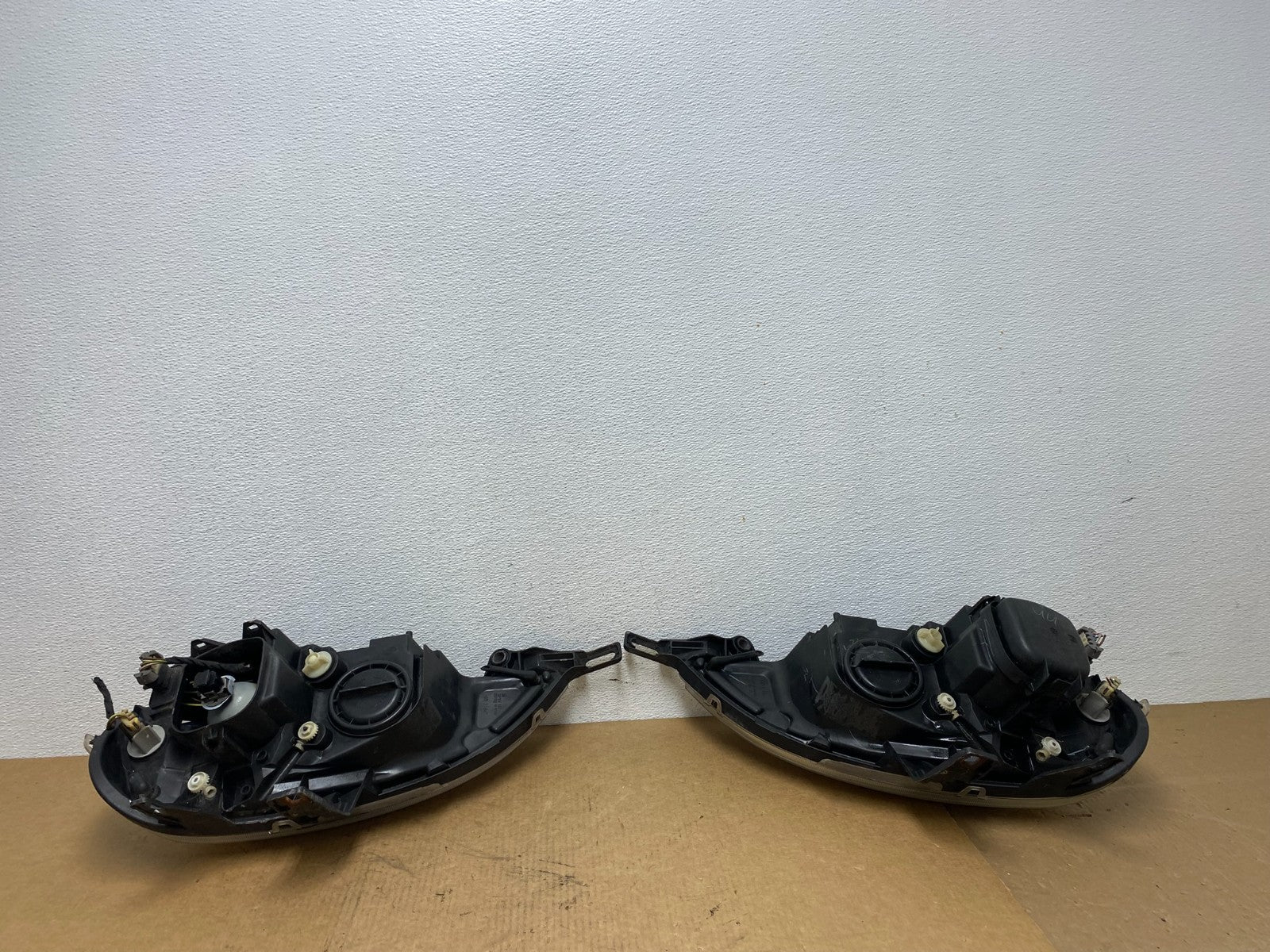 2002 - 2005 Mercedes ML ML350 ML500 Left+Right Side Halogen Headlights AC1836 DW7