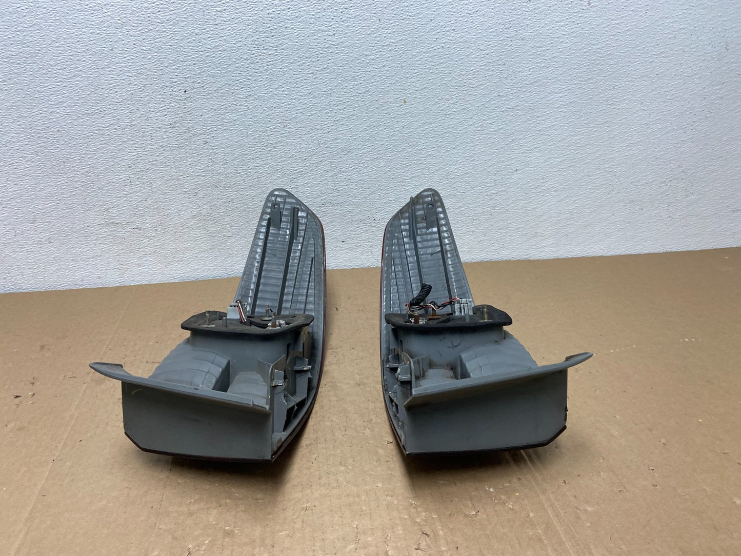 2005 Honda Accord Left+Right Side Tail Lights AC5699 DW10