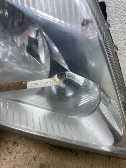 2007 to 2013 Mercedes Sprinter Headlight Right Passenger Halogen Oem W8197 DW5