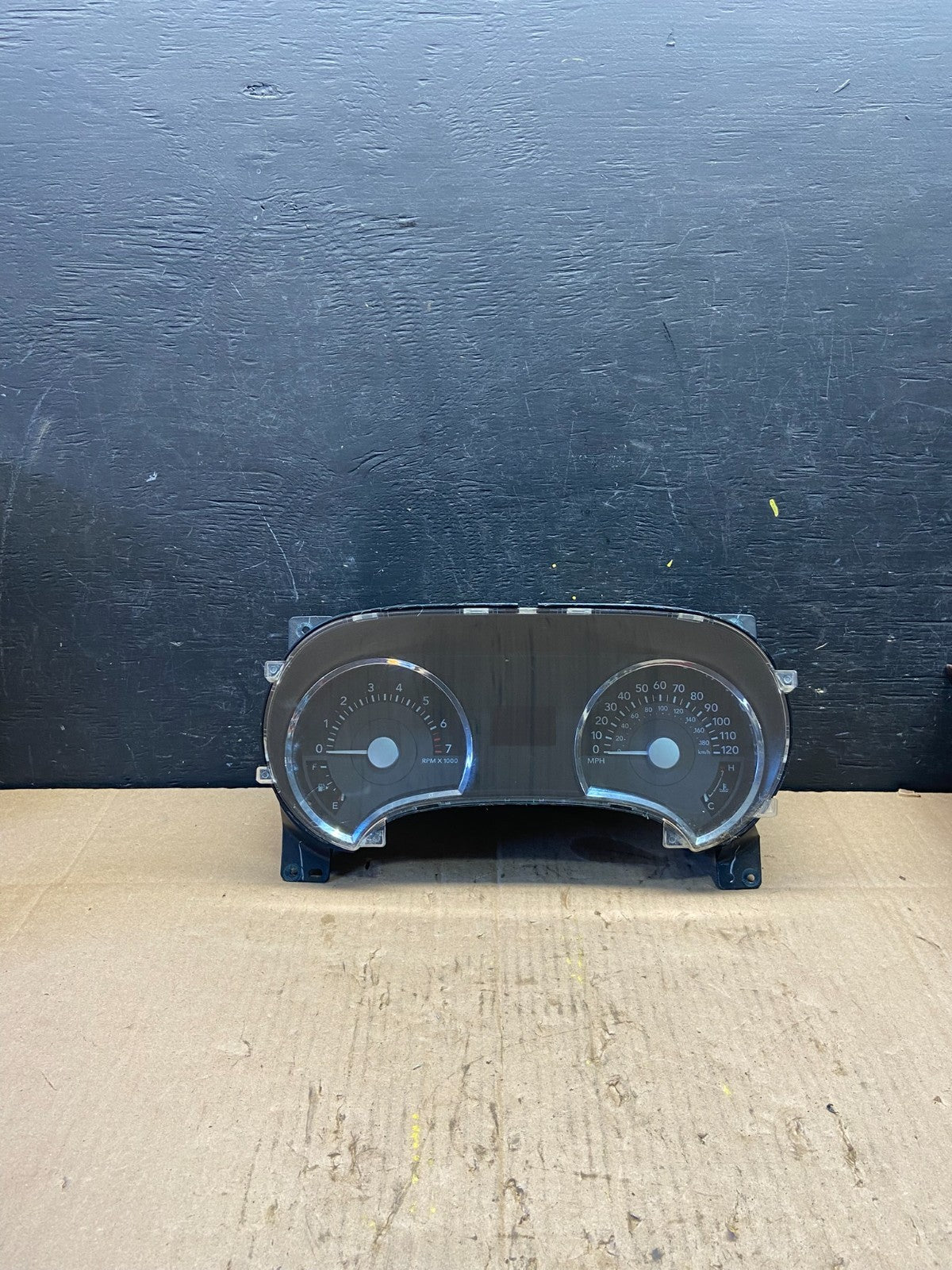 2006 2007 Mercury Mountaineer  Speedometer Cluster Gauge Oem P7631 DG0