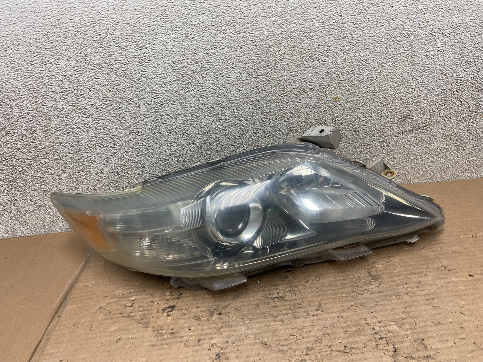 2010 - 2011 Toyota Camry Right Passenger RH Halogen Headlight Oem AA9698 DW0
