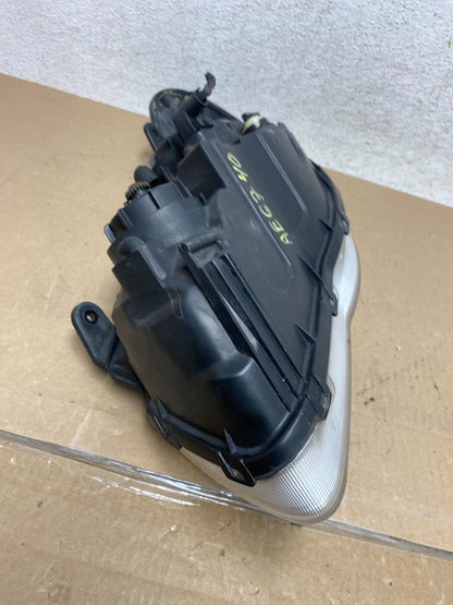 2007 2008 2009 2010 Hyundai Elantra Right Passenger Side Headlight AE6740 DW8