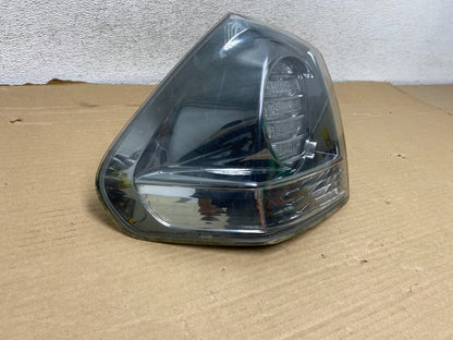 2006 to 2007 Lexus RX400H Left Driver LH Side Tail Light AG8119 DW1
