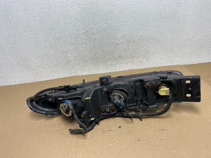 1995 to 1999 Oldsmobile Aurora Right Passenger RH Side Headlight AF4415 DW8