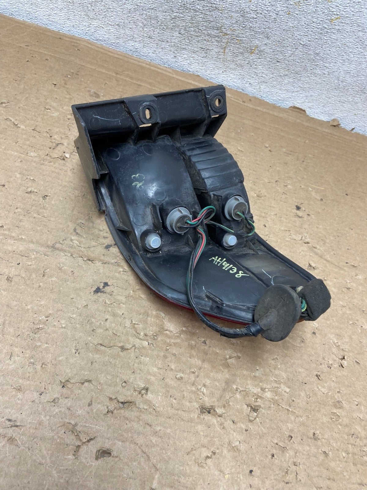 2002 2003 2004 Honda Odyssey Right Passenger Side Tail Light AH9138 LK8