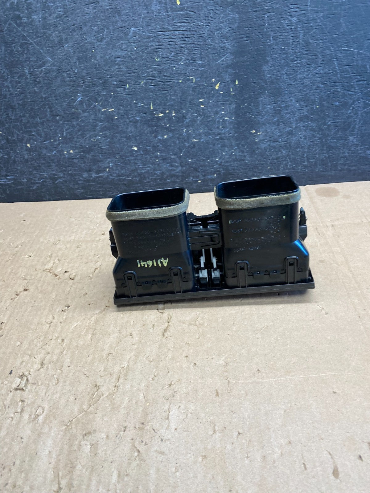 1998 to 2005 Lexus GS300 GS400 Center Air Vent Bezel Trim aj1641 DG2