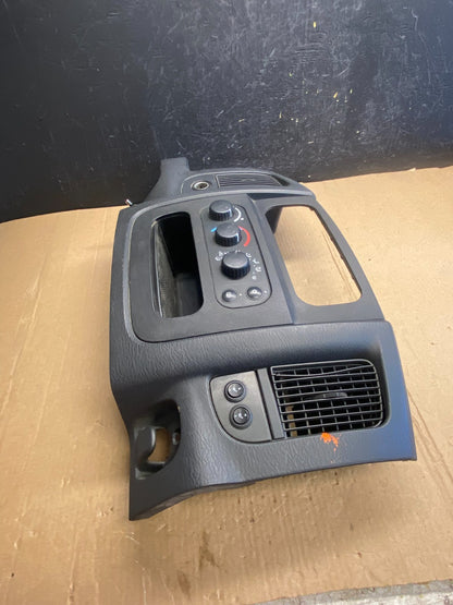 2002 to 2005 Dodge Ram Radio Climate Control Dash Air Vent Bezel Trim AE4449 DG2