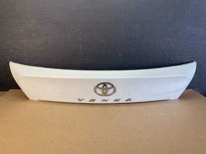 2009 to 2015 Toyota Venza Tail Gate Trunk Trim Panel AE8676 DG0