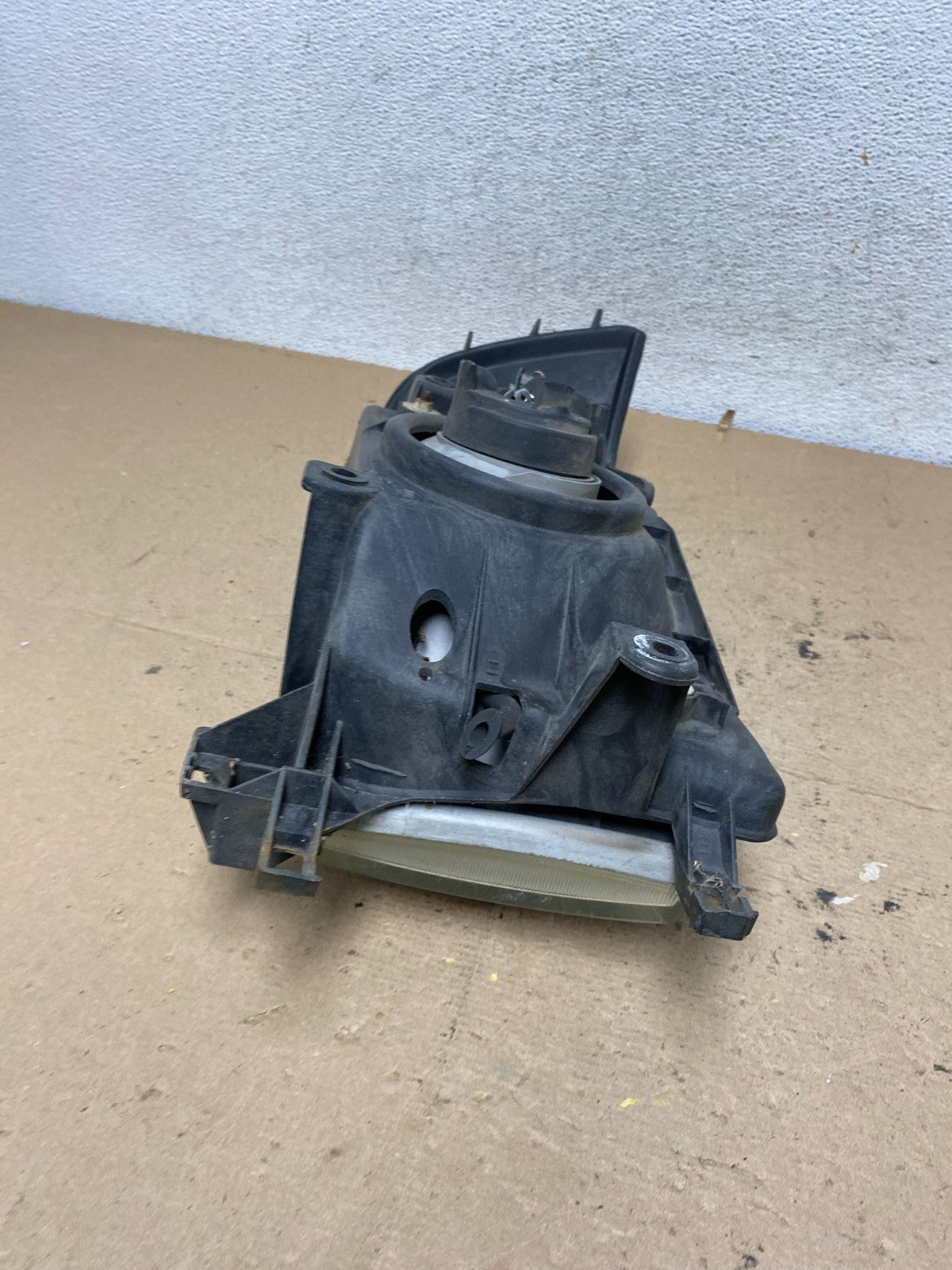 1996 to 2002 Toyota 4Runner Halogen Left Driver LH Headlight AF5078 DW6