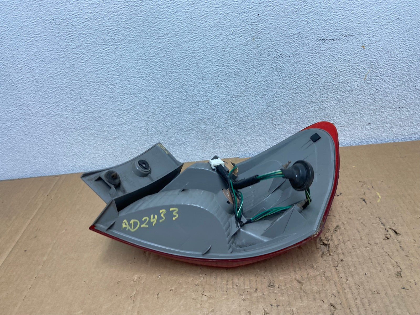 2008 to 2015 Nissan Rogue Left Driver Lh Side Tail Light AD2433 LK5