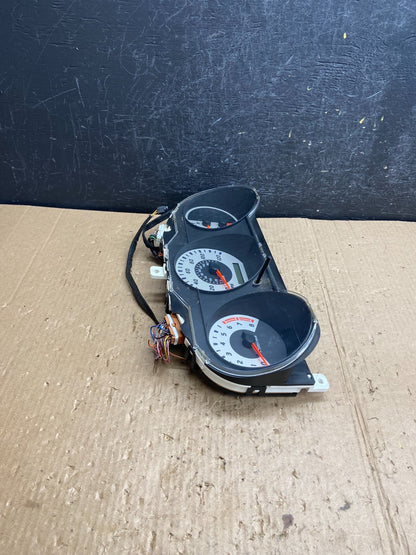 2003 to 2004 Nissan Xterra Frontier Speedometer Cluster Gauge AE4209 DG1