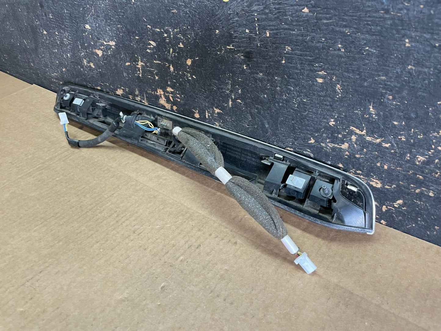 2013 to 2015 Nissan Pathfinder Rear Trunk Liftgate Handle Trim Camera AA8965  DG9