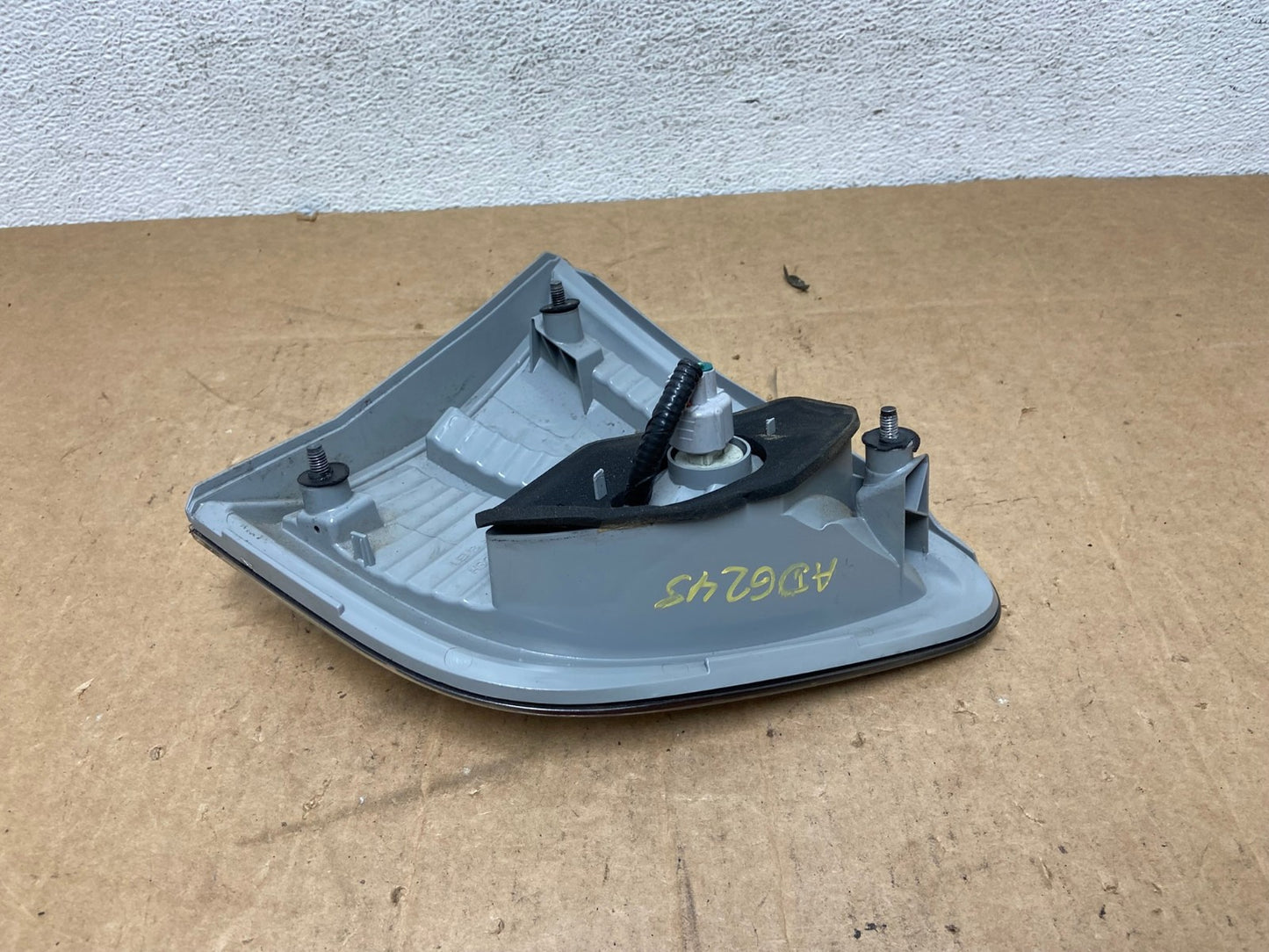 2013 to 2016 Nissan Pathfinder Right Passenger Inner Tail light AD6245 LK5
