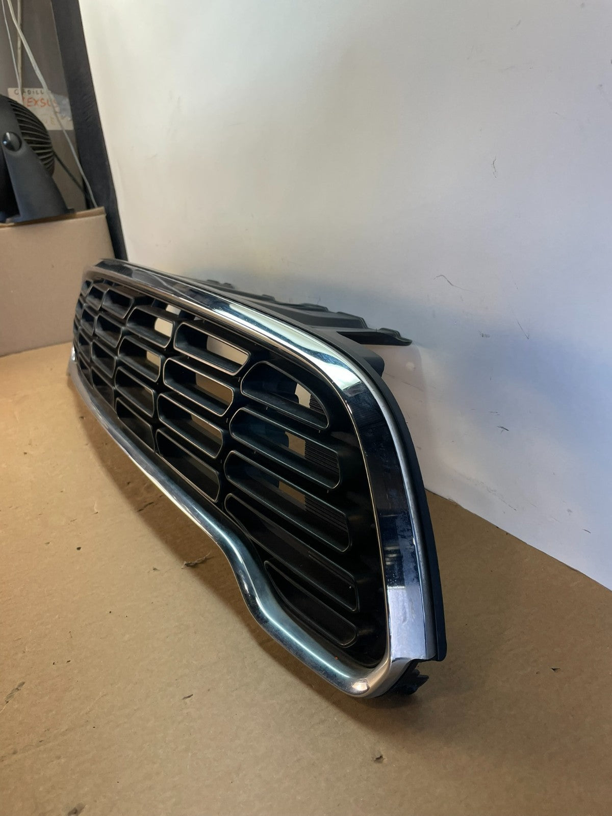 2011 to 2016 Mini Cooper Countryman S r60 Front Upper Grille Grill Chrome AH03071