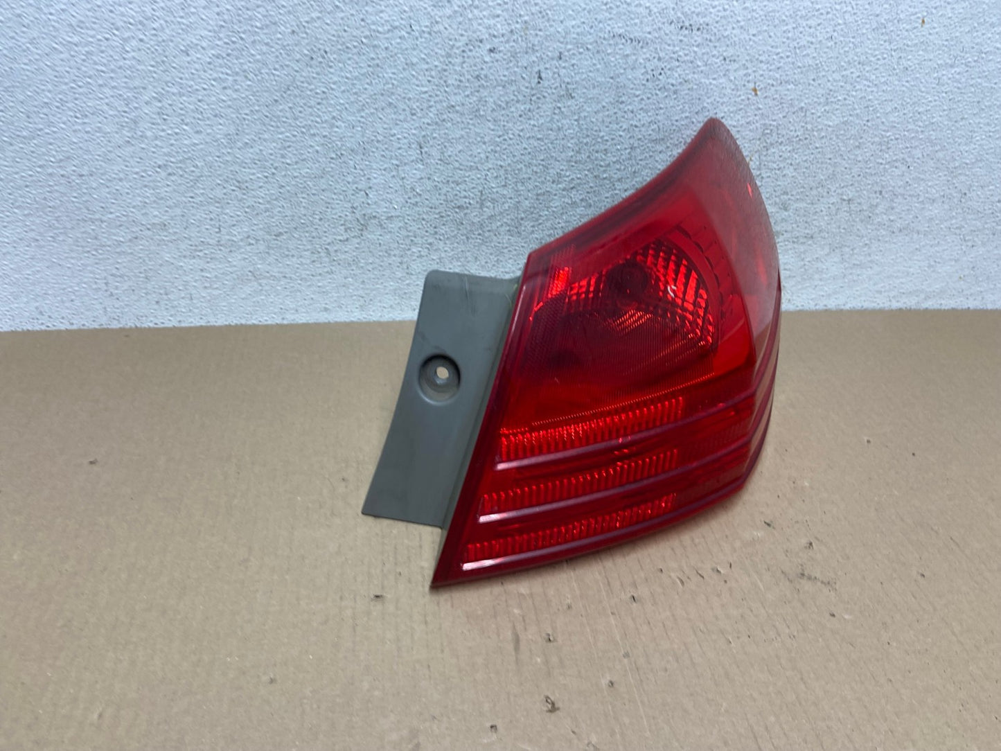 2008 to 2015 Nissan Rogue Right Passenger Rh Side Tail Light AE9453 LK2