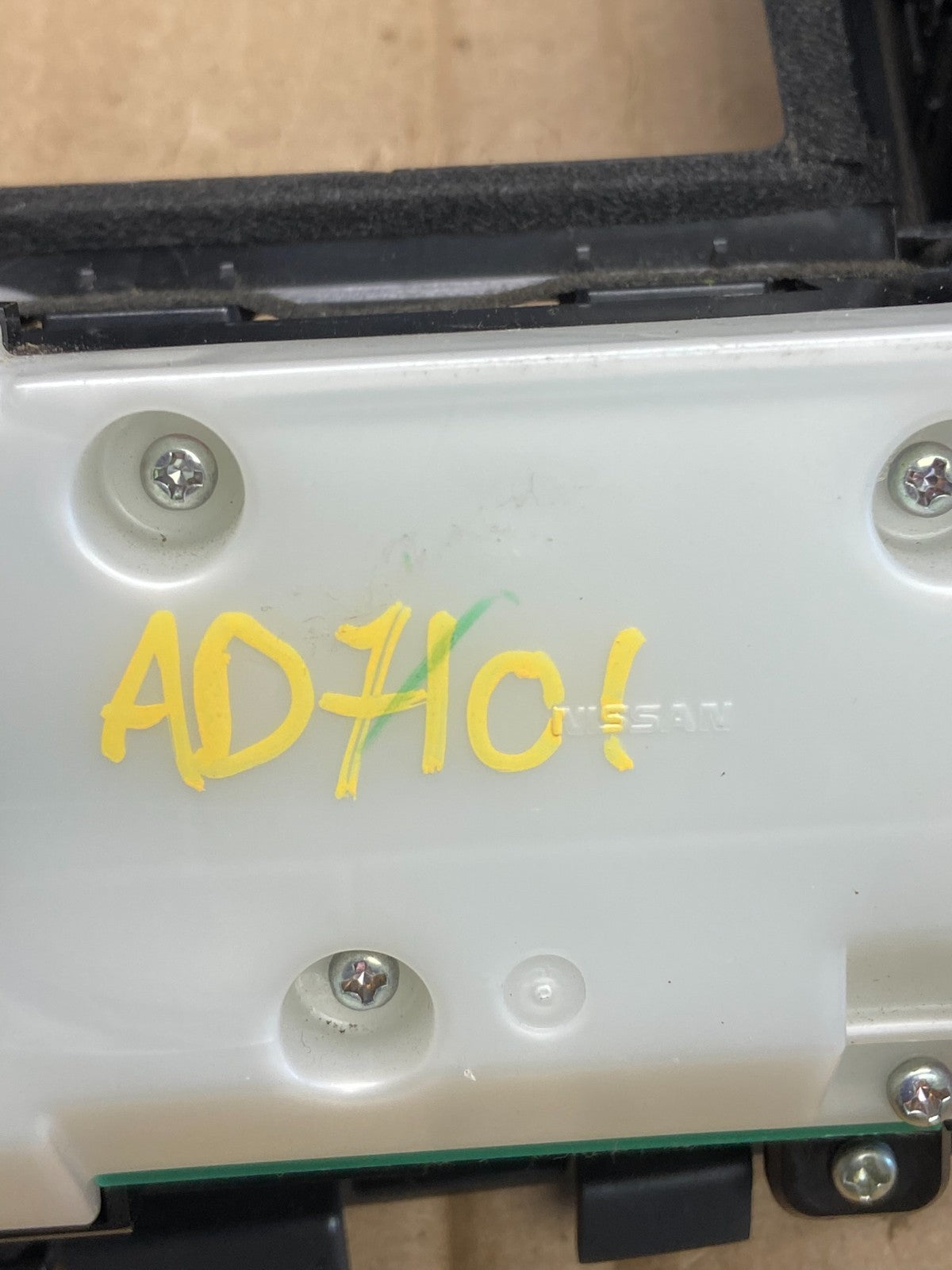 2010 to 2013 Infiniti G37 Radio Player Climate Control Panel Bezel AD7101 DG6