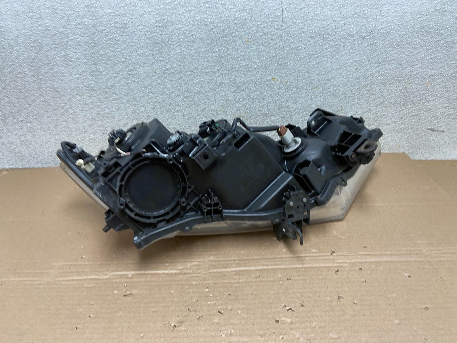 2012 to 2017 Nissan Quest Left Driver LH Side Headlight Halogen Oem AB1348 DW7