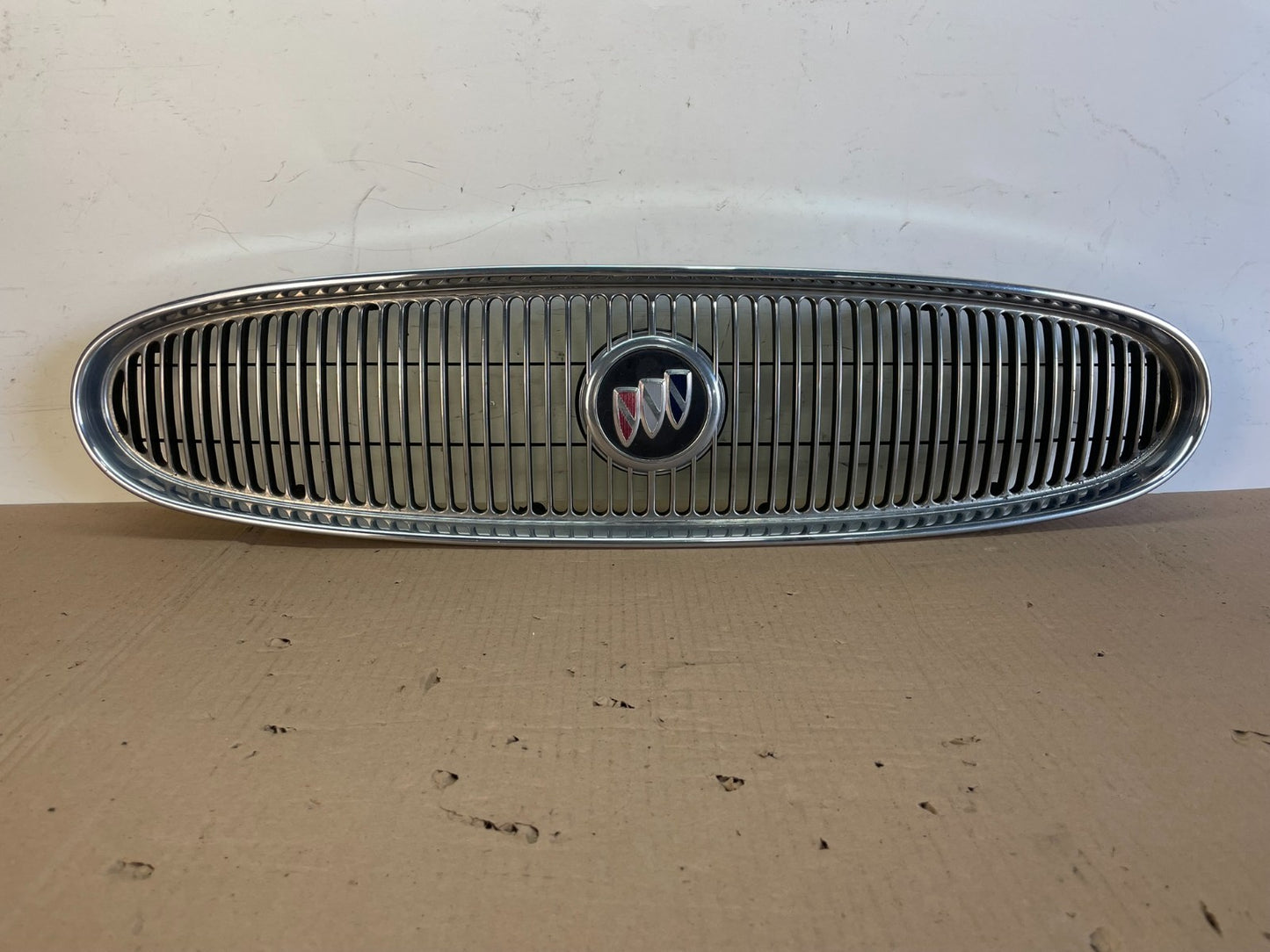 2000 to 2005 Buick Lesabre Front Chrome Upper Grill Grille AG7713 DG0