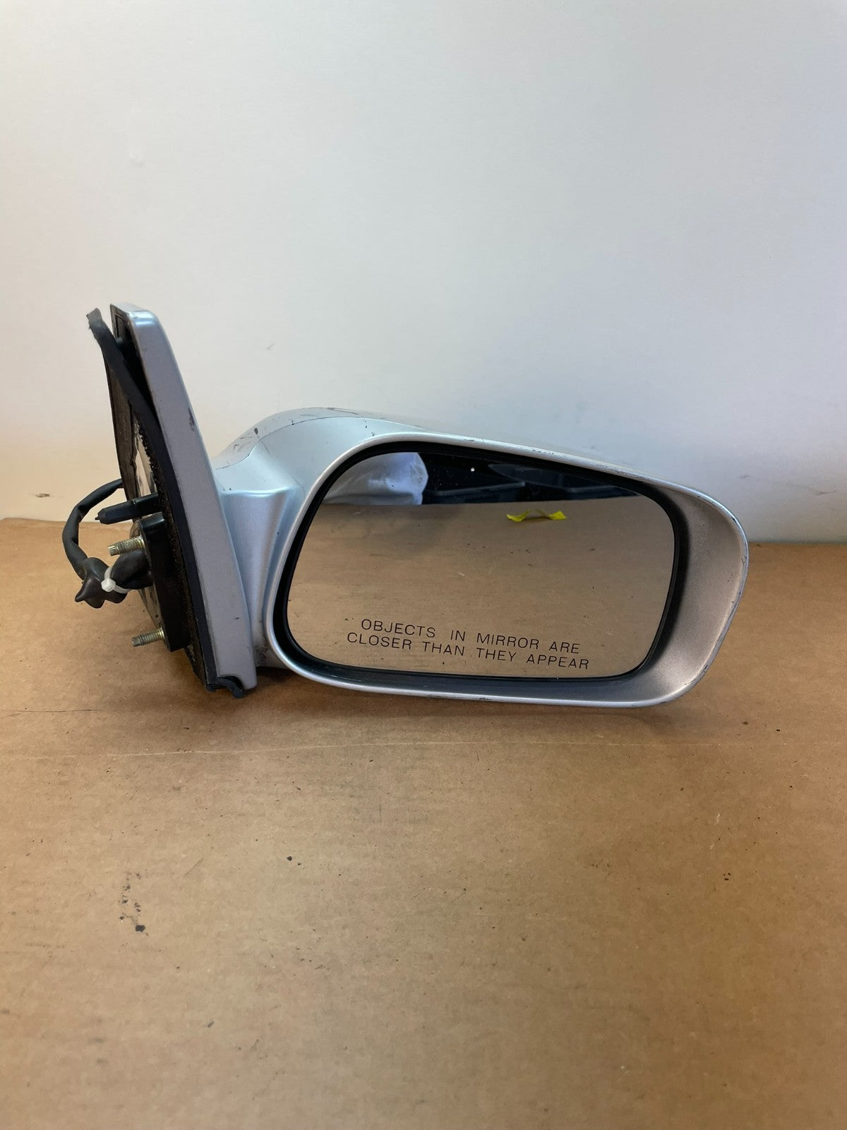 2005 to 2008 Pontiac Vibe Right Passenger RH Side View Door Mirror AF8846 DG8