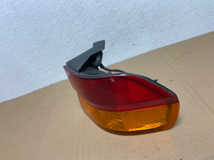2002 2003 2004 Honda Odyssey Right Passenger Side Tail Light Oem AC3753 LK1