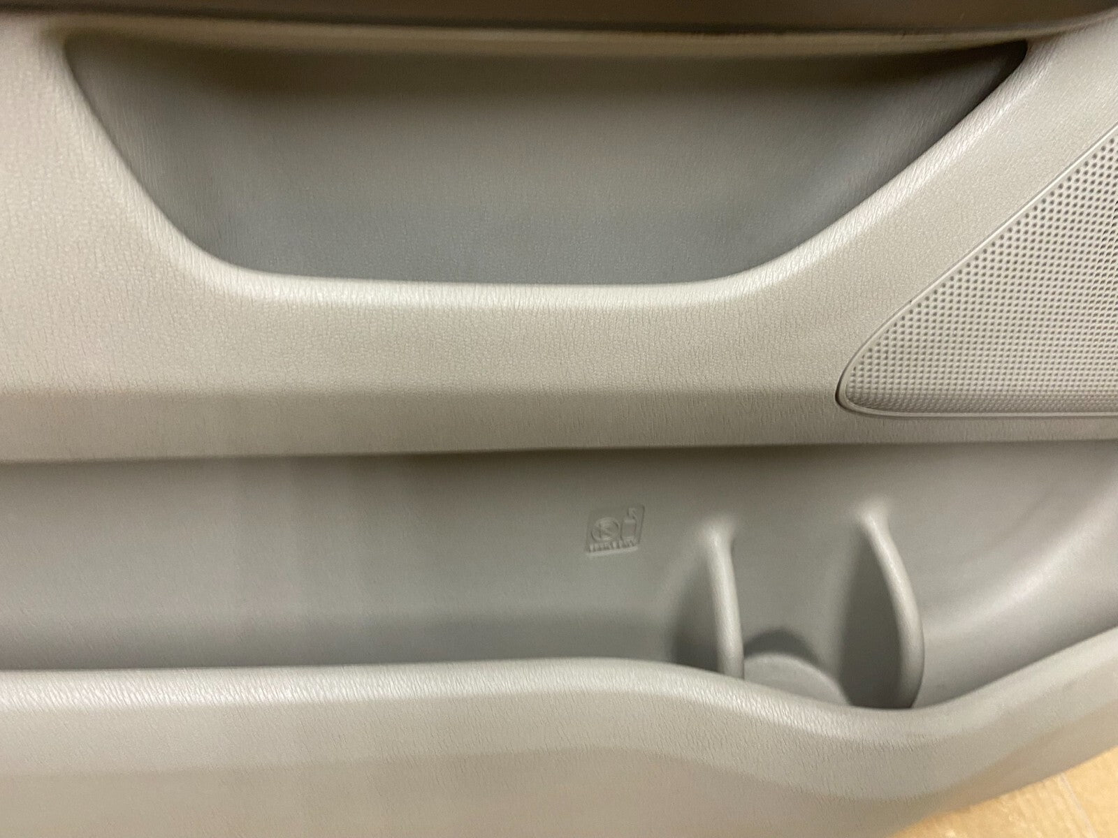 2015 to 2018 Kia Sedona Front Left Driver LH Side Door Panel Trim O6004 R DG4