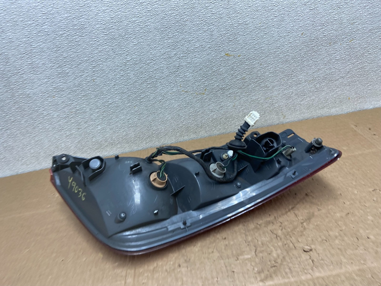 2003 2004 2005 Nissan Murano Left Driver Lh Side Tail Light Oem Y9036 DW6