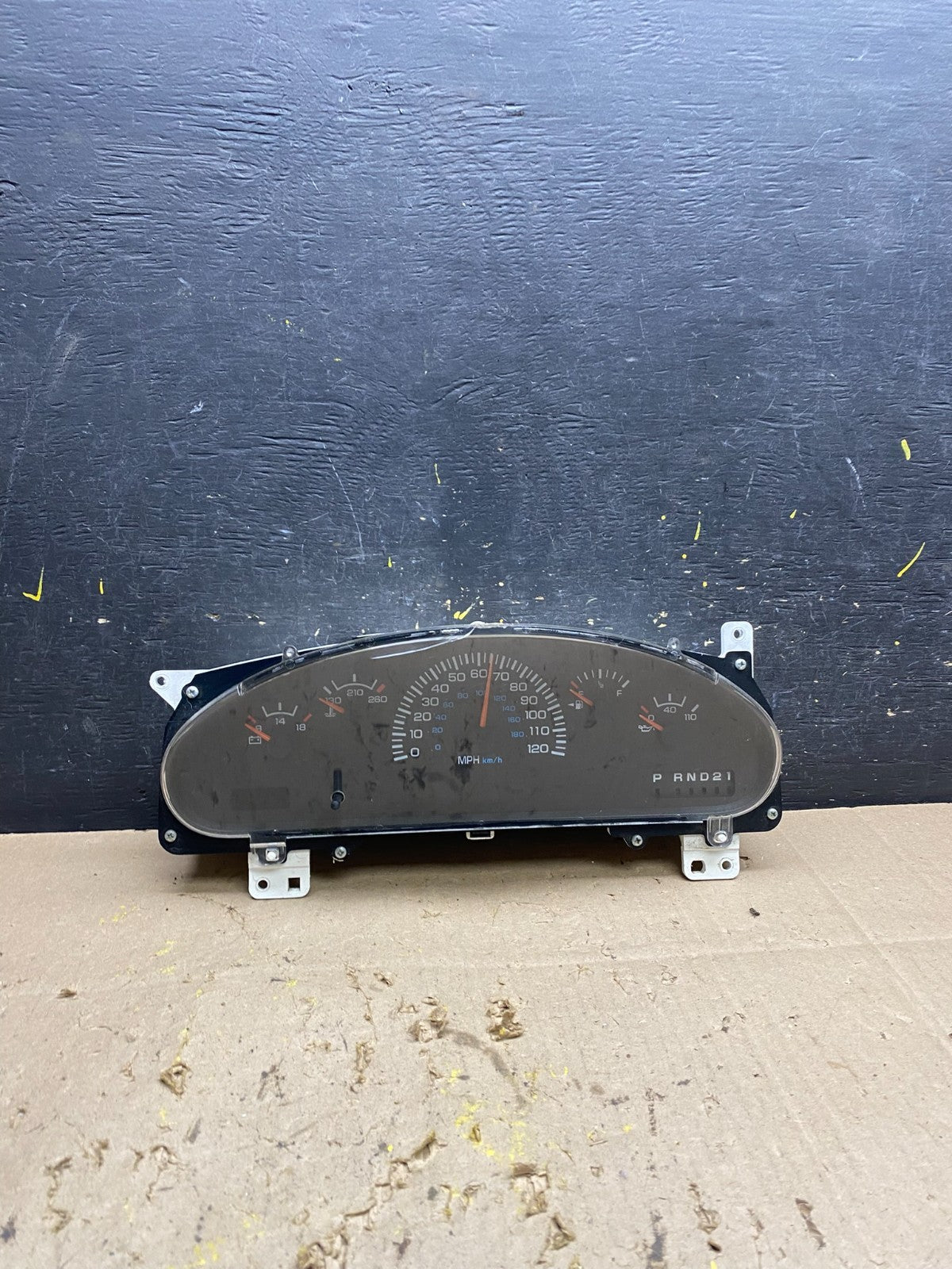 1998 Dodge 1500 Van Speedometer Cluster U5453 PS0