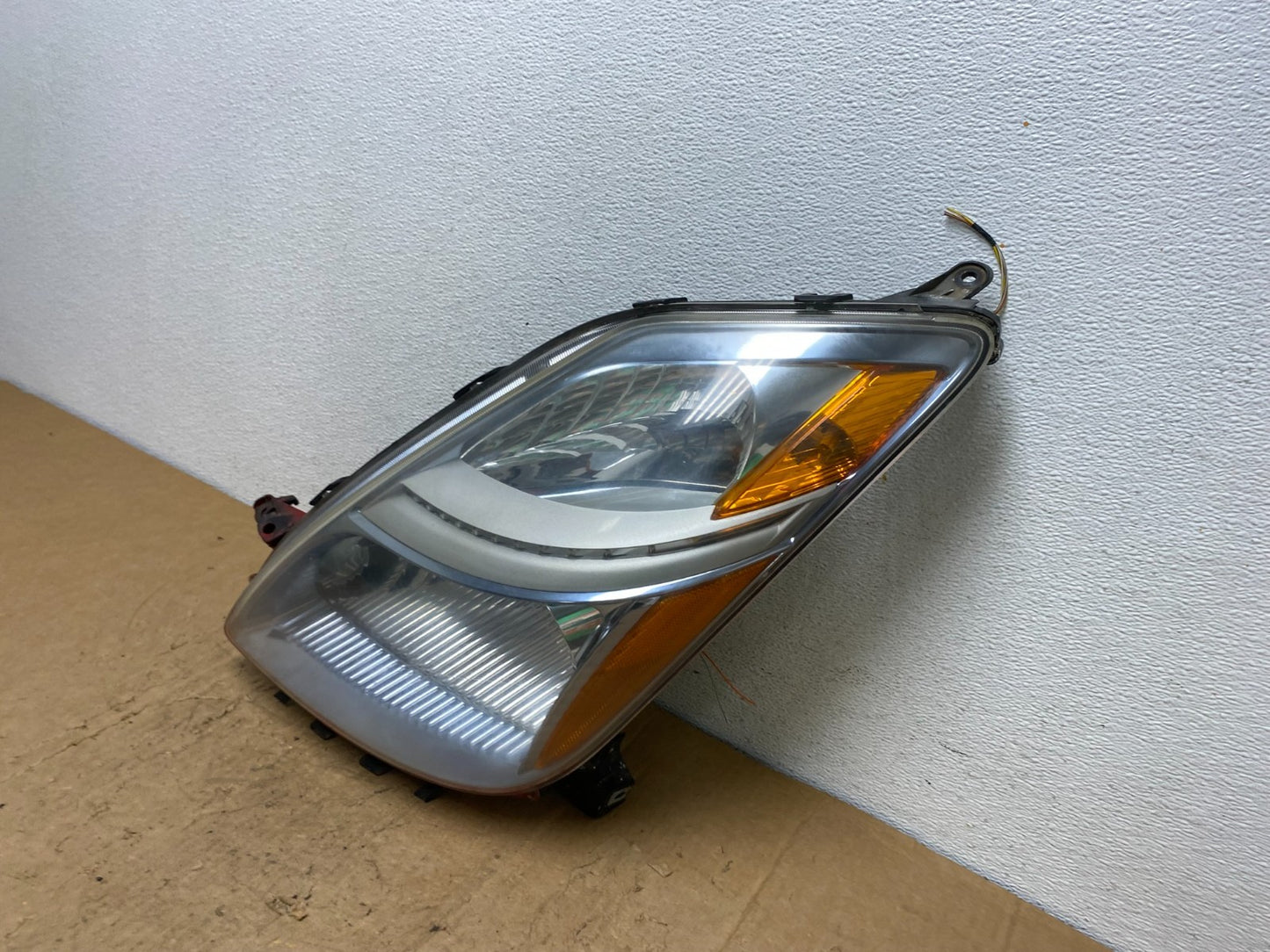 2006-2009 Toyota Prius Left Driver LH Side Blue Headlight Xenon Hid AD0555 DW1