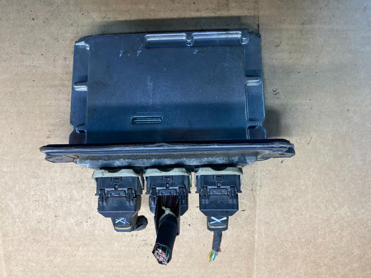 2004 Ford Explorer Engine Control Unit ECU Computer Module AD7493 DG0