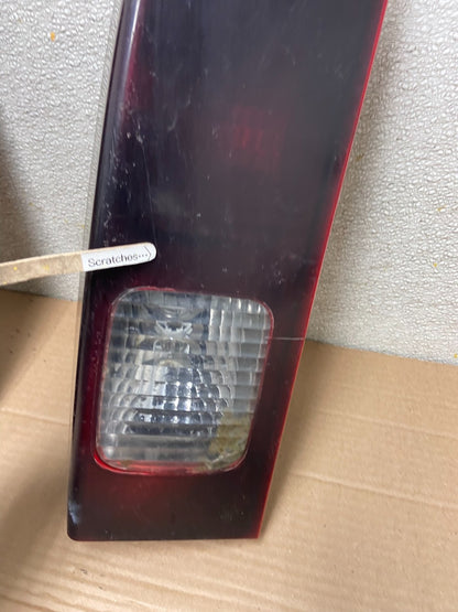 2006 to 2008 Hummer H3 Left+Right Side Tail Lights OEM AB0962 DW4