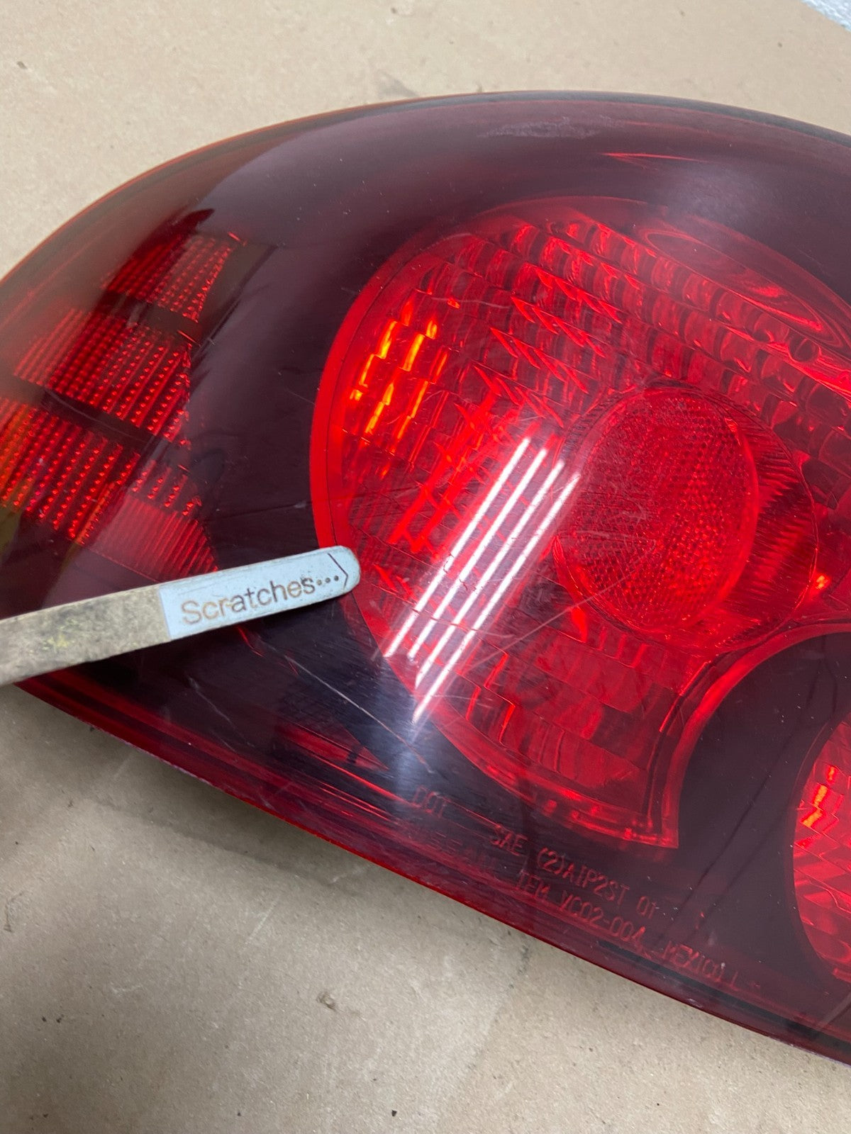 2004 - 2006 Nissan Sentra SE R SE-R SPEC Left Driver LH Tail Light AG4575 DW3