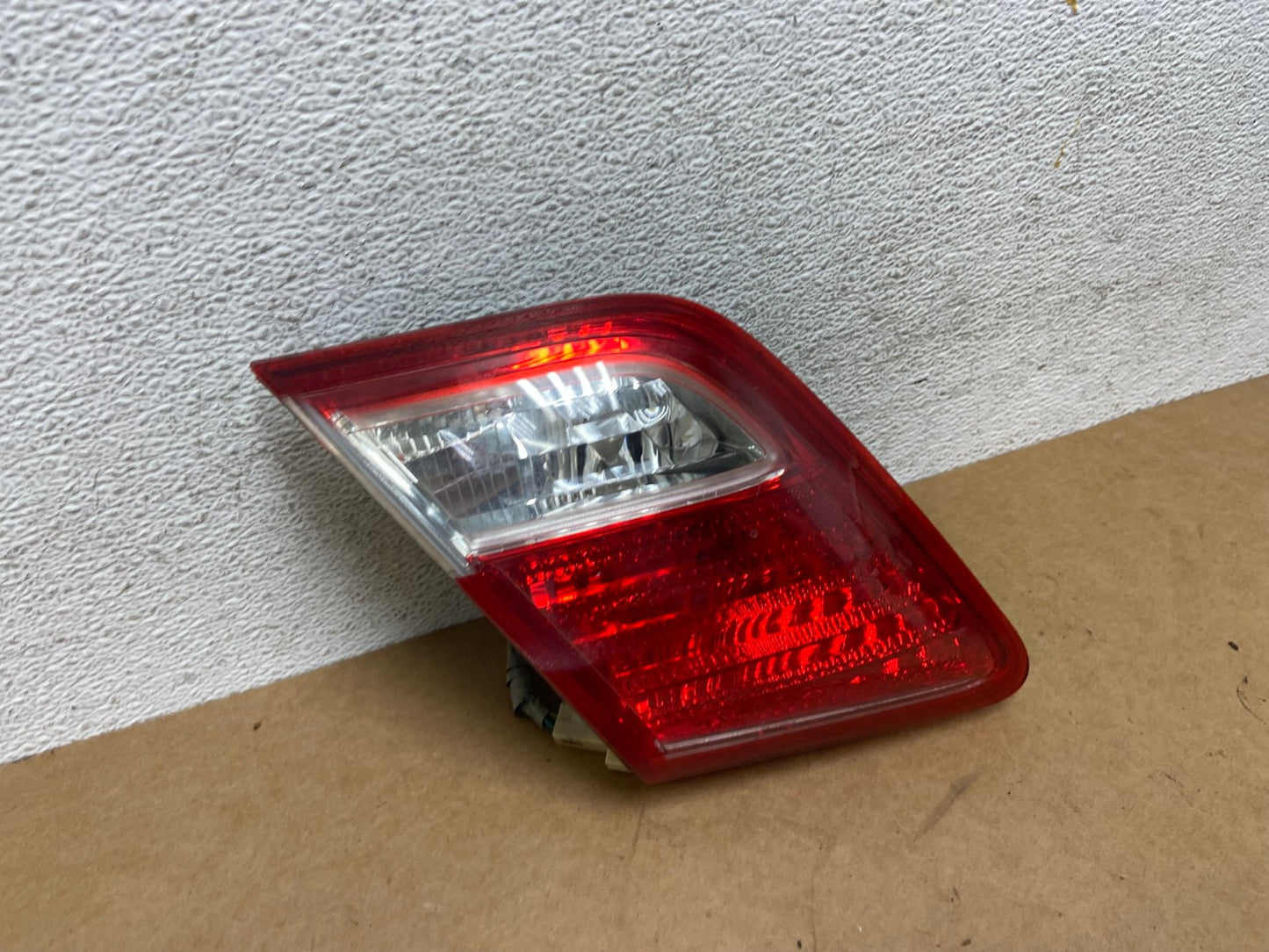 2007 2008 2009 Toyota Camry Left Driver Tail Light Trunk Lid Inner AE3011 LK2