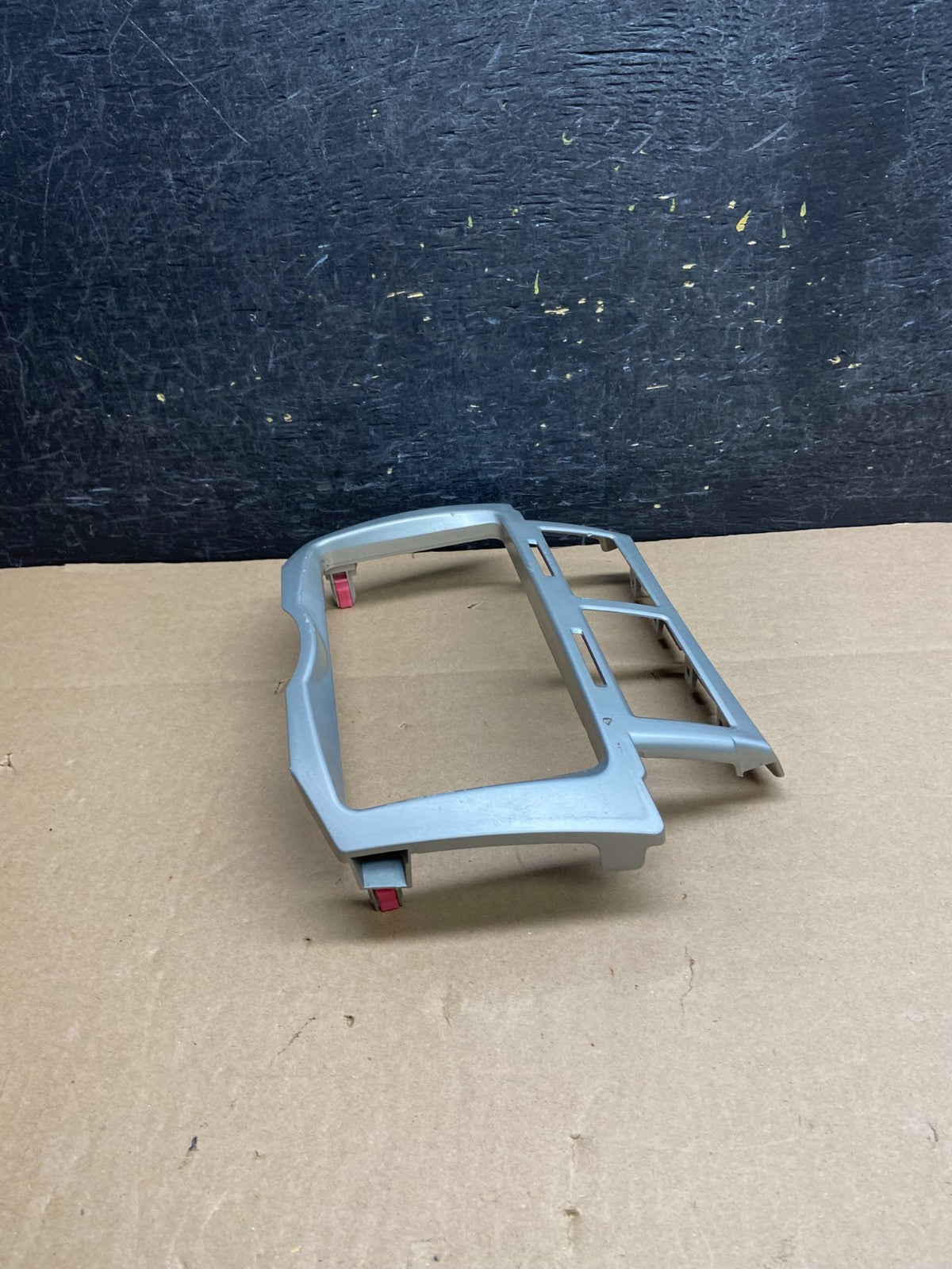 2009 - 2012 Toyota Yaris Radio Stereo CD Player Bezel With Vents AI6252 DG1