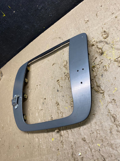 2007-2014 GMC Yukon Tahoe Center Dash Radio Bezel Pedal Traction Trim U5816 DG1